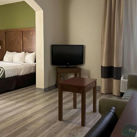 Quality Inn & Suites Tarboro - Kingsboro Exteriör bild