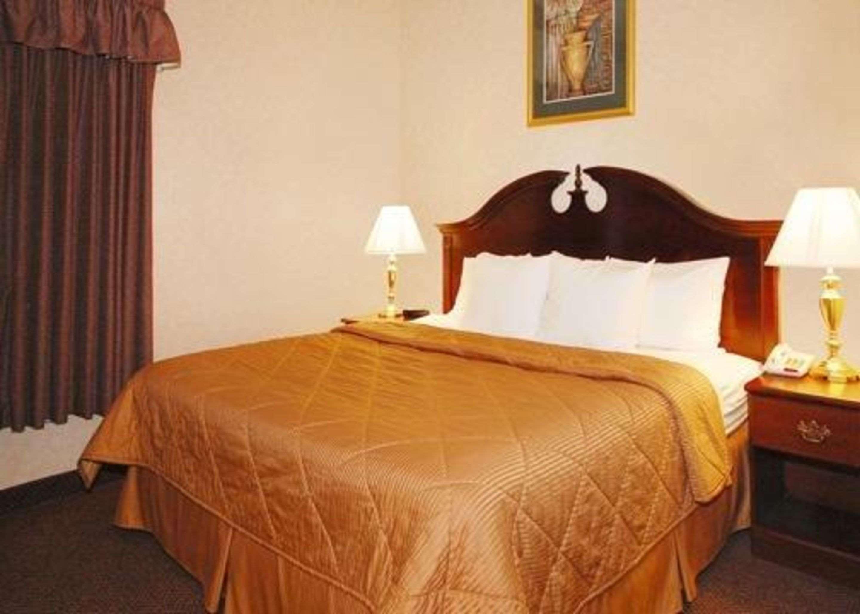 Quality Inn & Suites Tarboro - Kingsboro Exteriör bild