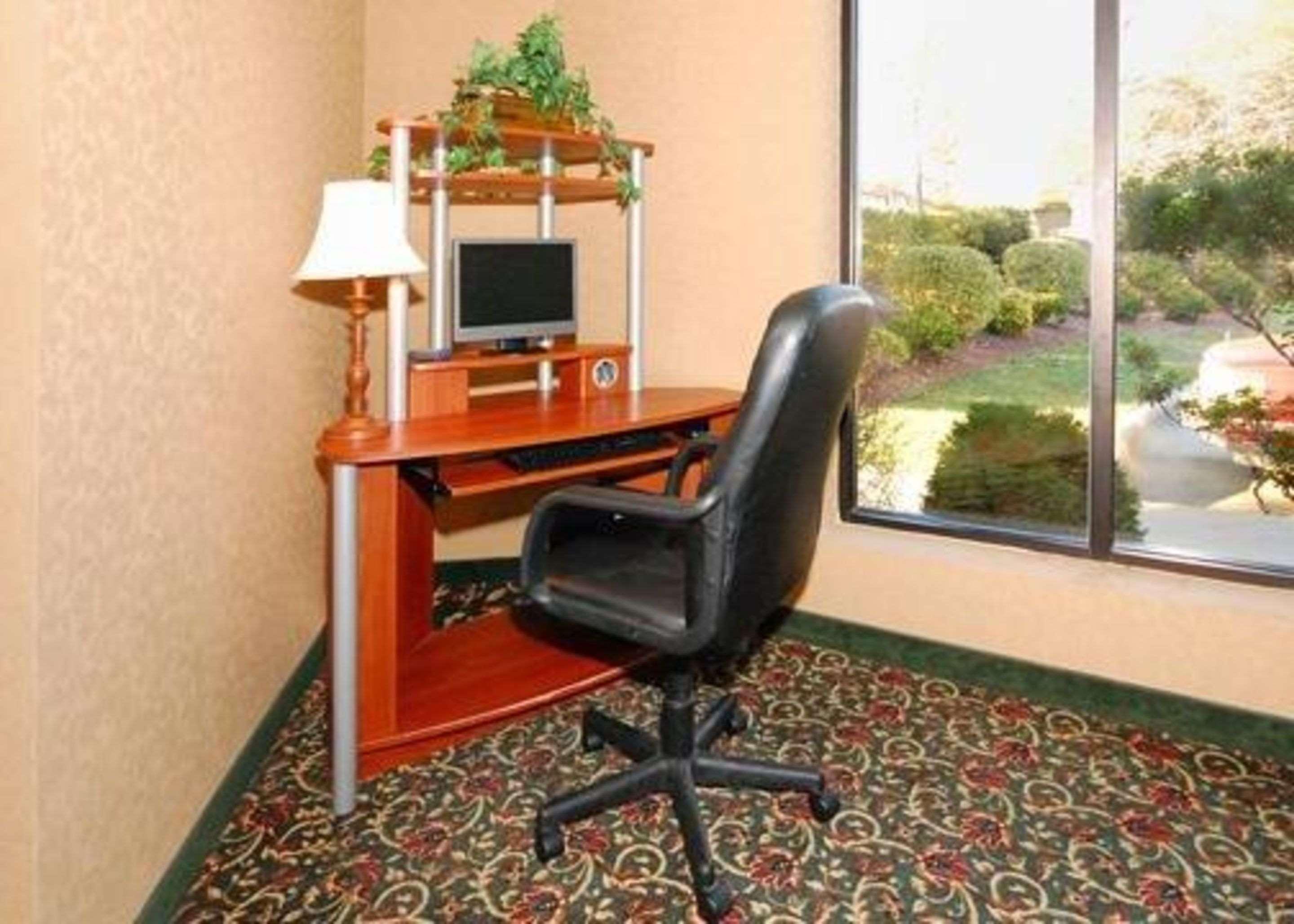 Quality Inn & Suites Tarboro - Kingsboro Exteriör bild