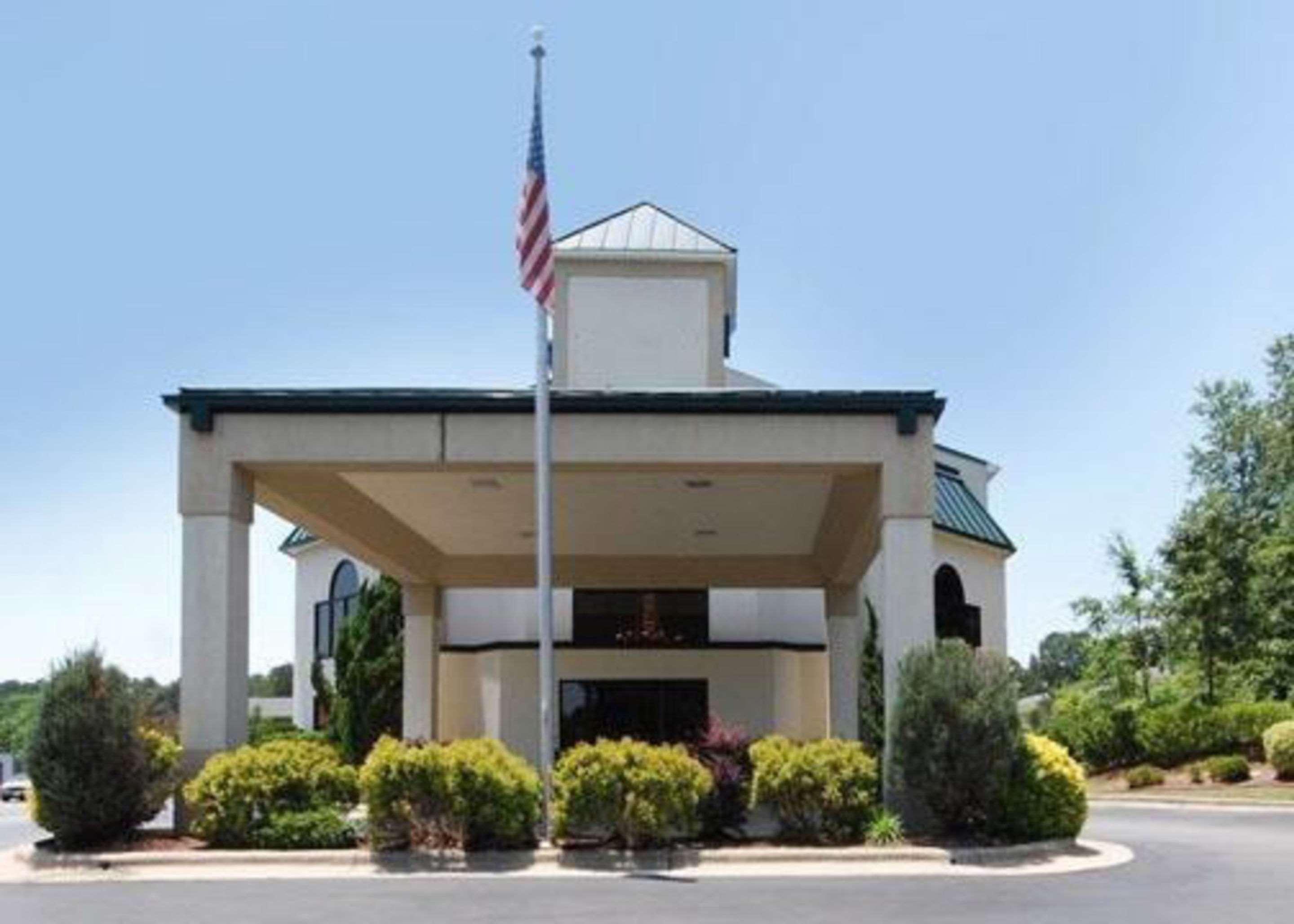 Quality Inn & Suites Tarboro - Kingsboro Exteriör bild