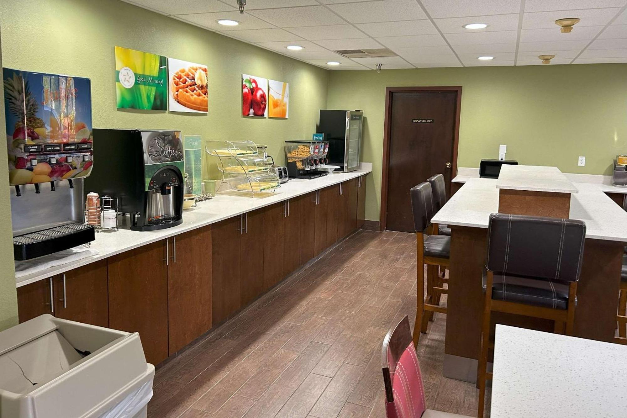Quality Inn & Suites Tarboro - Kingsboro Exteriör bild