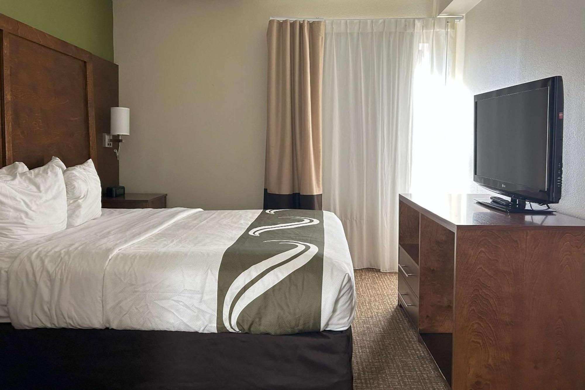 Quality Inn & Suites Tarboro - Kingsboro Exteriör bild
