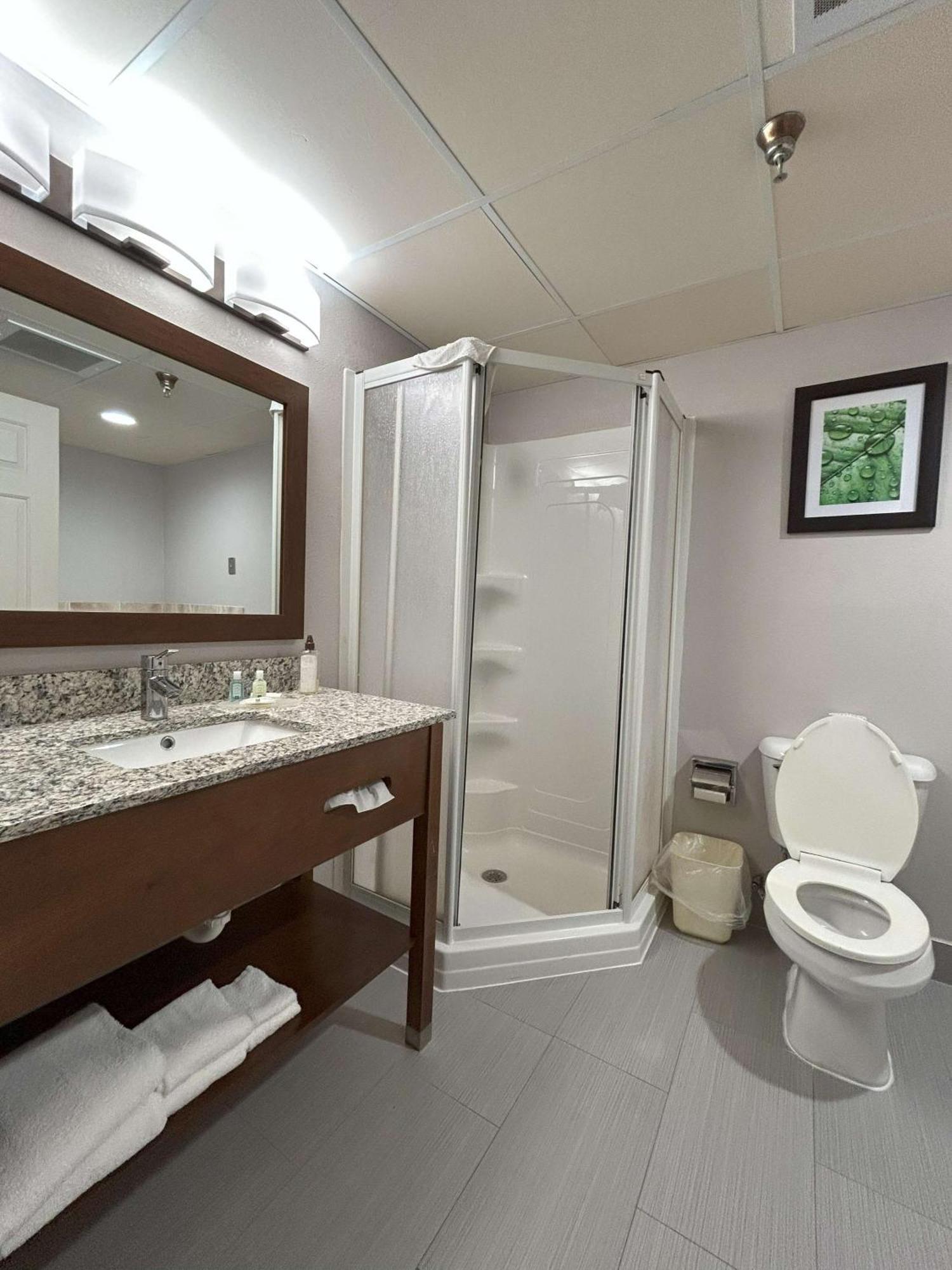Quality Inn & Suites Tarboro - Kingsboro Exteriör bild