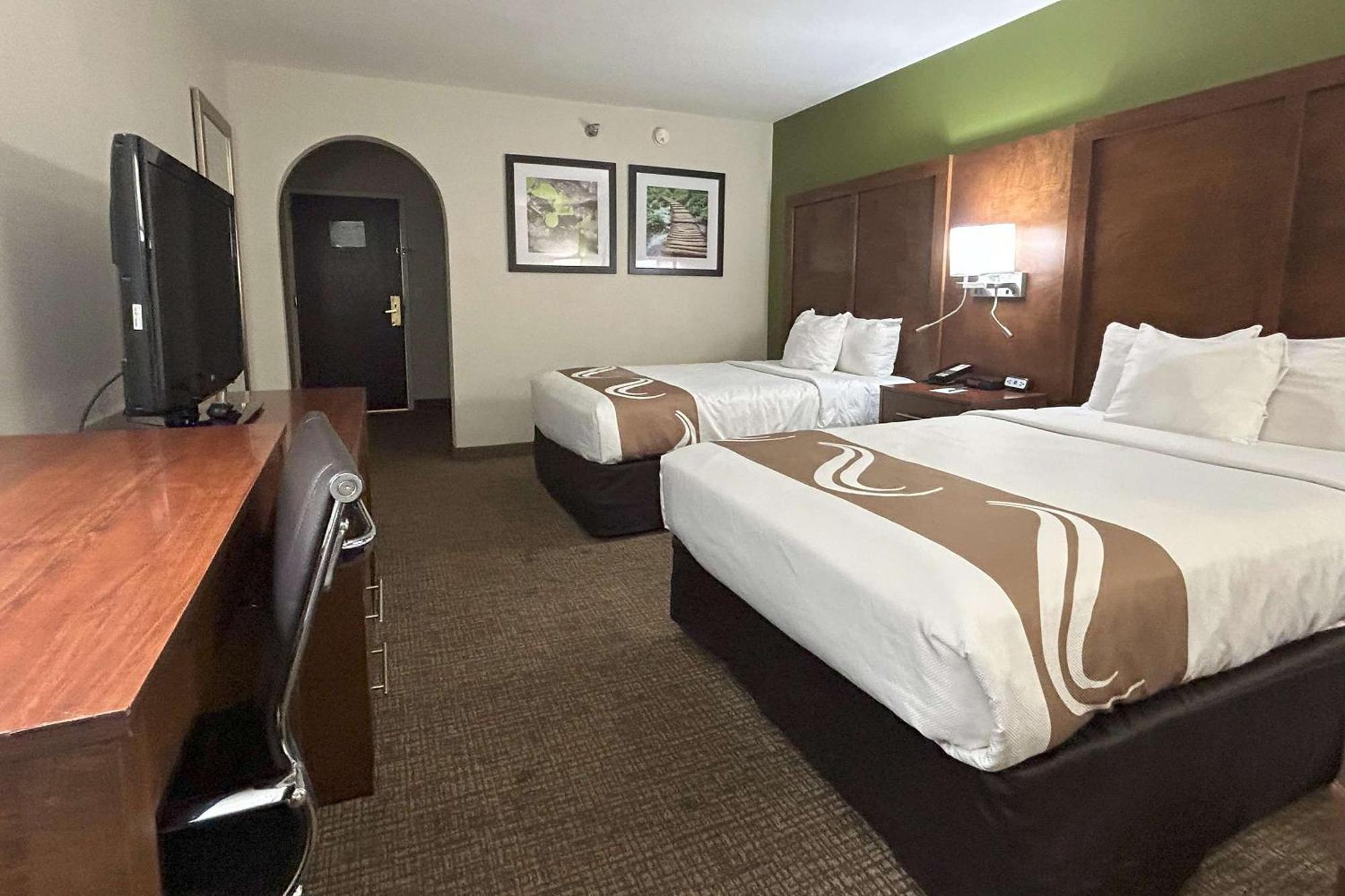 Quality Inn & Suites Tarboro - Kingsboro Exteriör bild